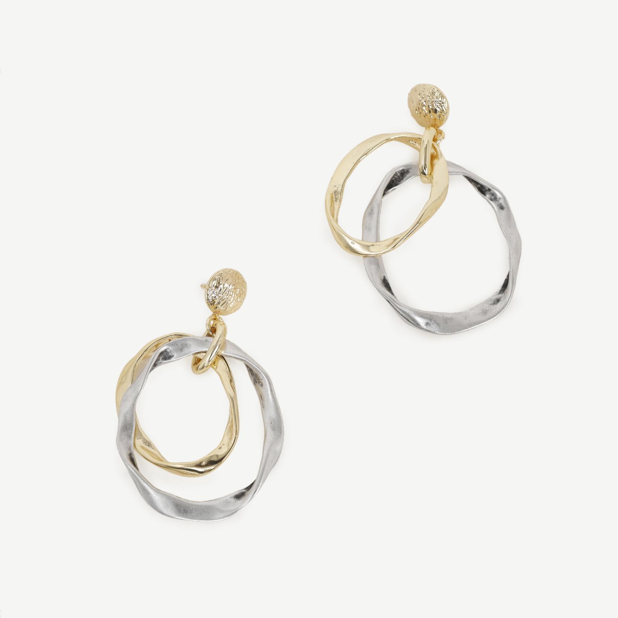 YARGICI İki Sıralı Ve Doku Detaylı Halka Küpe