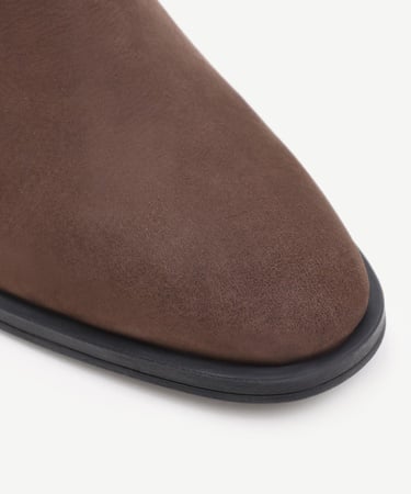  YARGICI Metal Topuk Ve Toka Detaylı Deri Bot