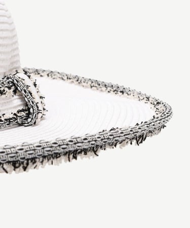  YARGICI Püskül Detaylı Hasır Şapka