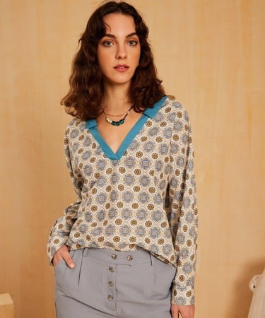  Yaka Detaylı Gömlek