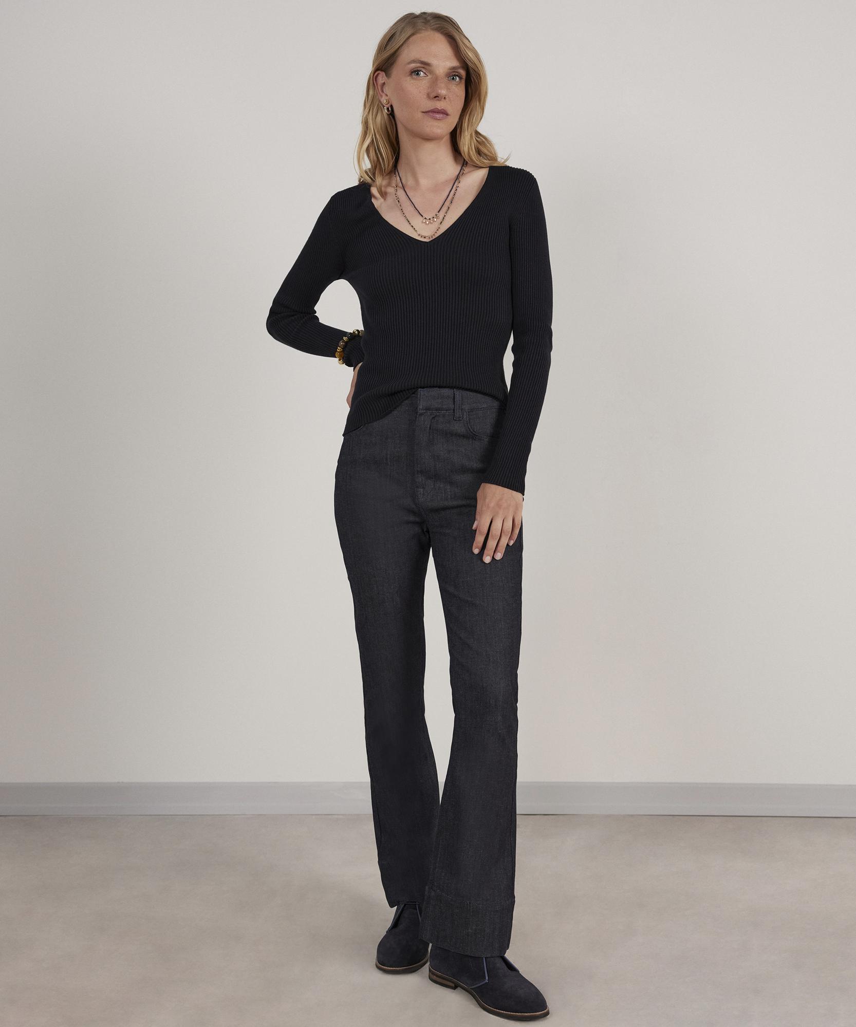  YARGICI V Yakalı Dikişsiz Triko