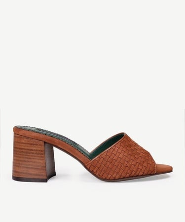  YARGICI Kösele Kaplama Yumuşak Deri Topuklu Terlik