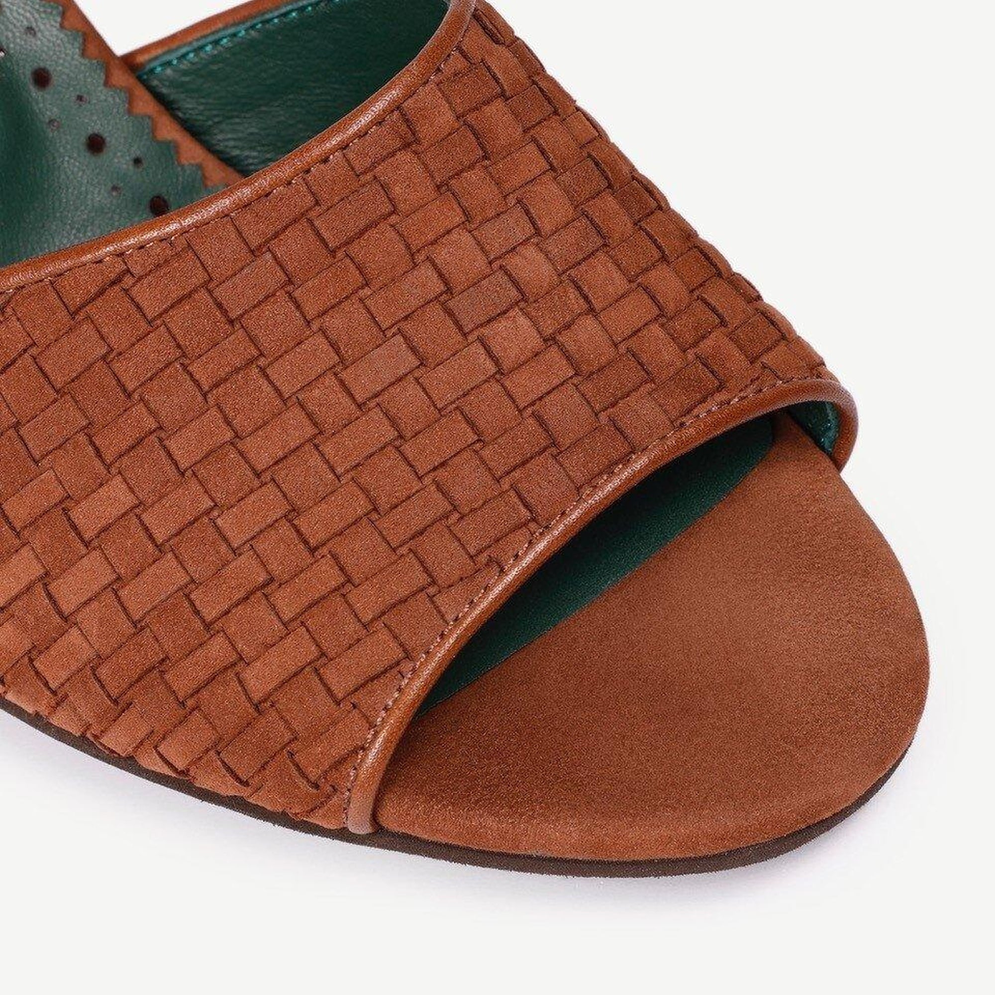 YARGICI Kösele Kaplama Yumuşak Deri Topuklu Terlik