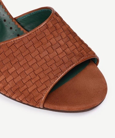  YARGICI Kösele Kaplama Yumuşak Deri Topuklu Terlik