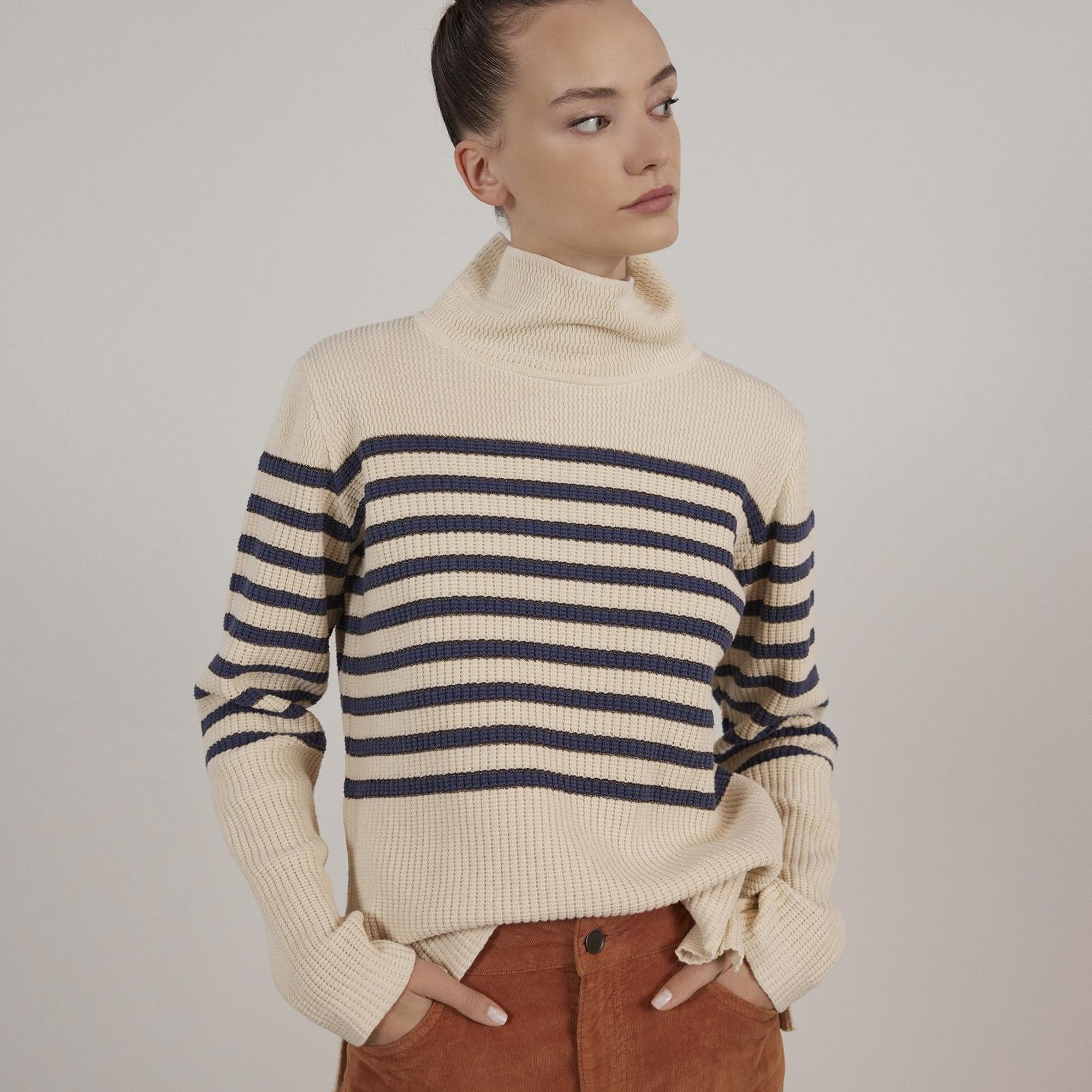 YARGICI Yırtmaç Detaylı Kazak