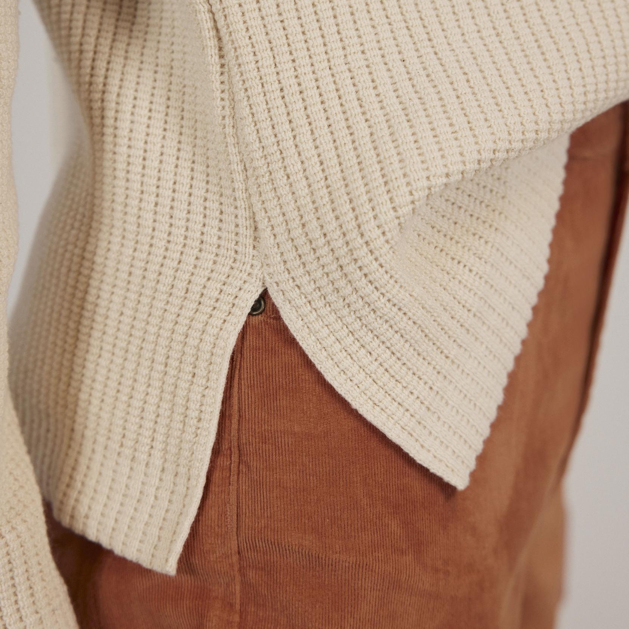 YARGICI Yırtmaç Detaylı Kazak