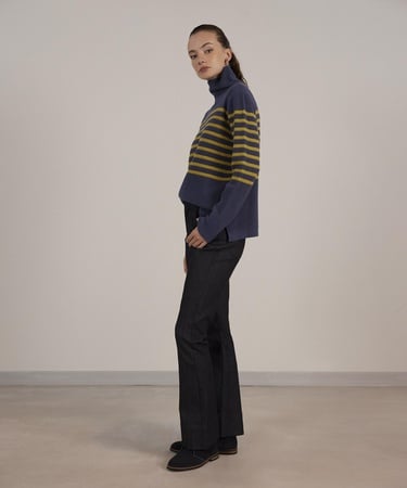  YARGICI Yırtmaç Detaylı Kazak