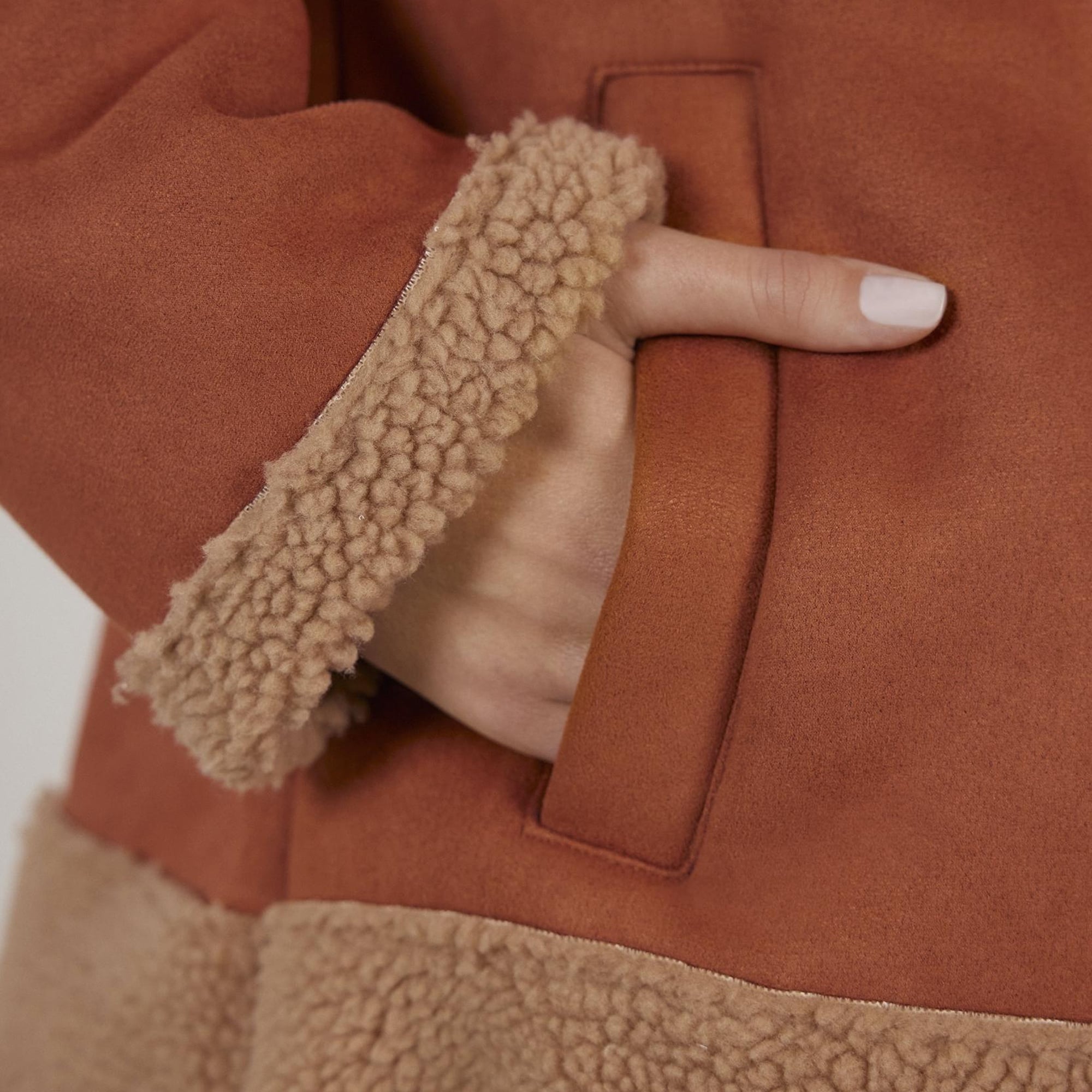 YARGICI Kürk Detaylı Mont