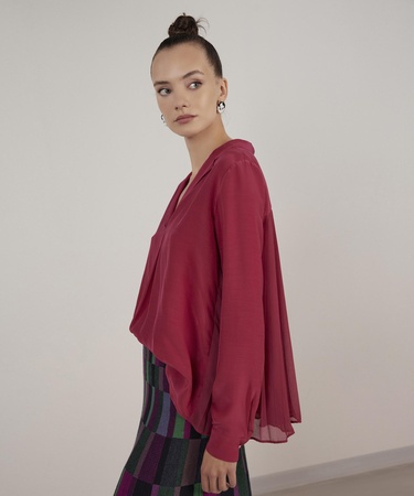  YARGICI Arka Detaylı Bluz