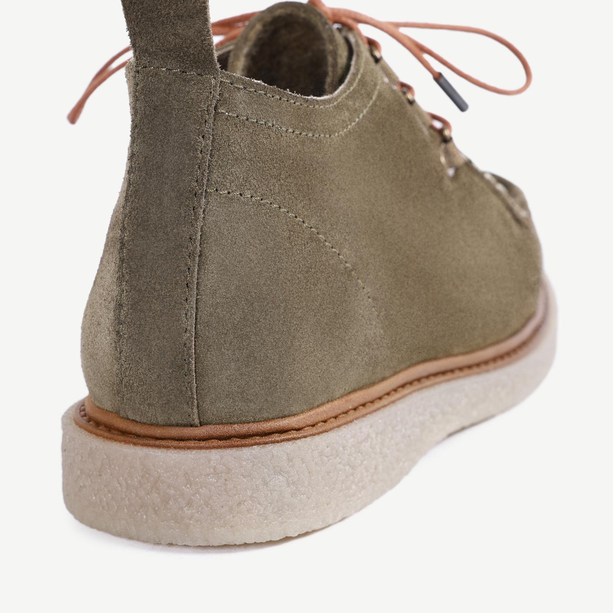 YARGICI Retro Görünümlü Bağcıklı Bot