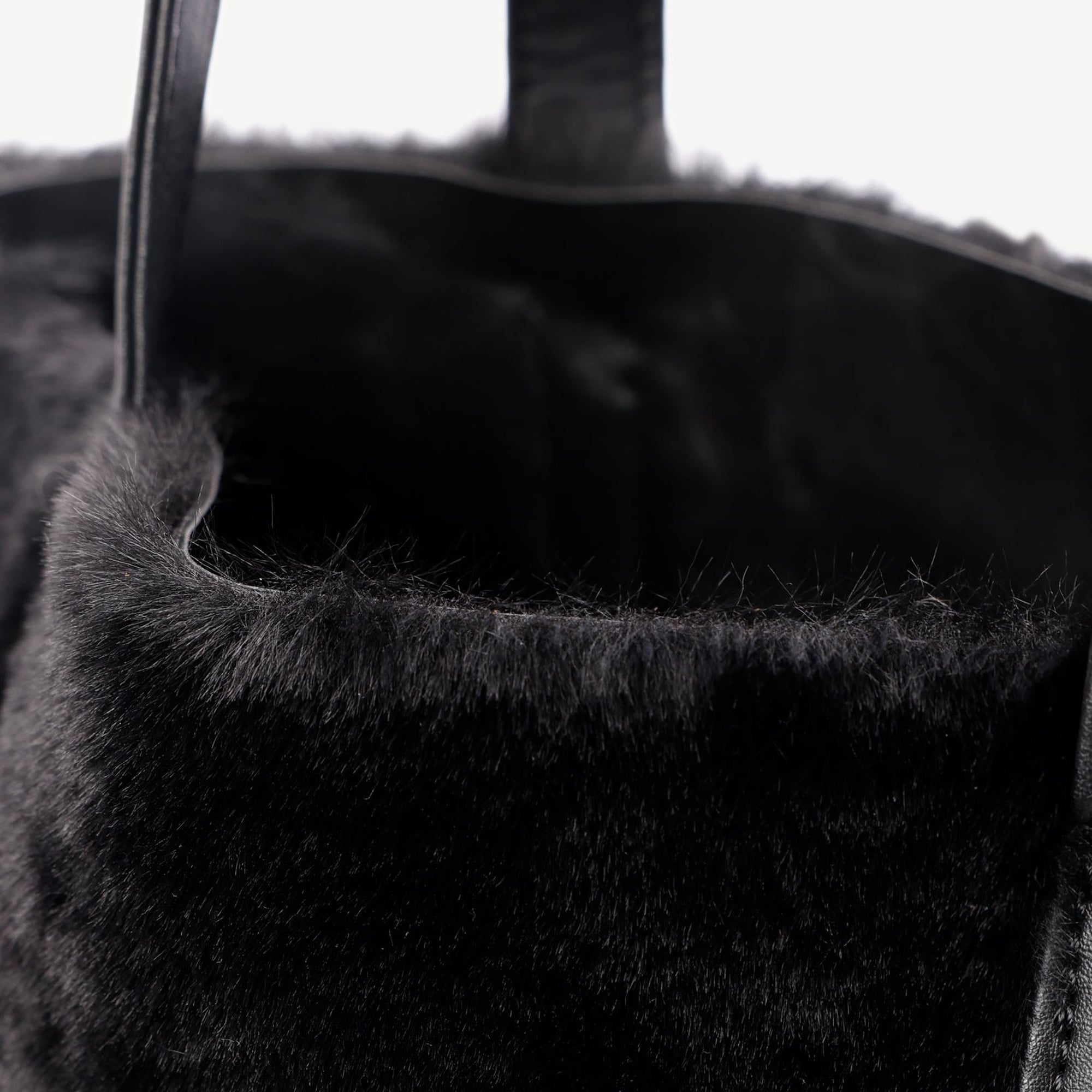 YARGICI Çift Kullanımlı Peluş Çanta