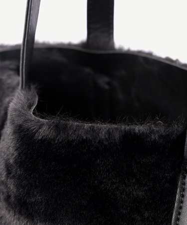  YARGICI Çift Kullanımlı Peluş Çanta