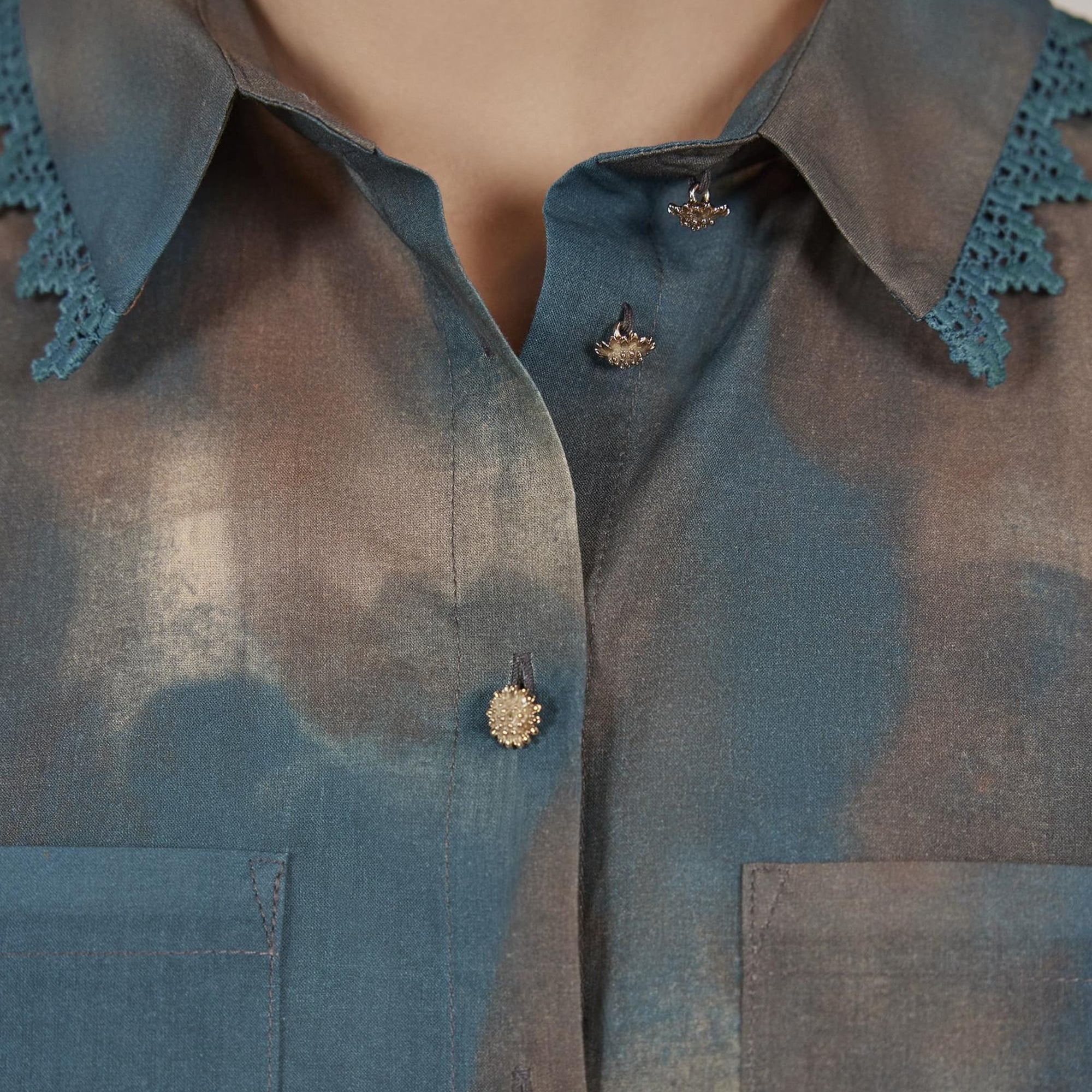 Dantel Detaylı Gömlek