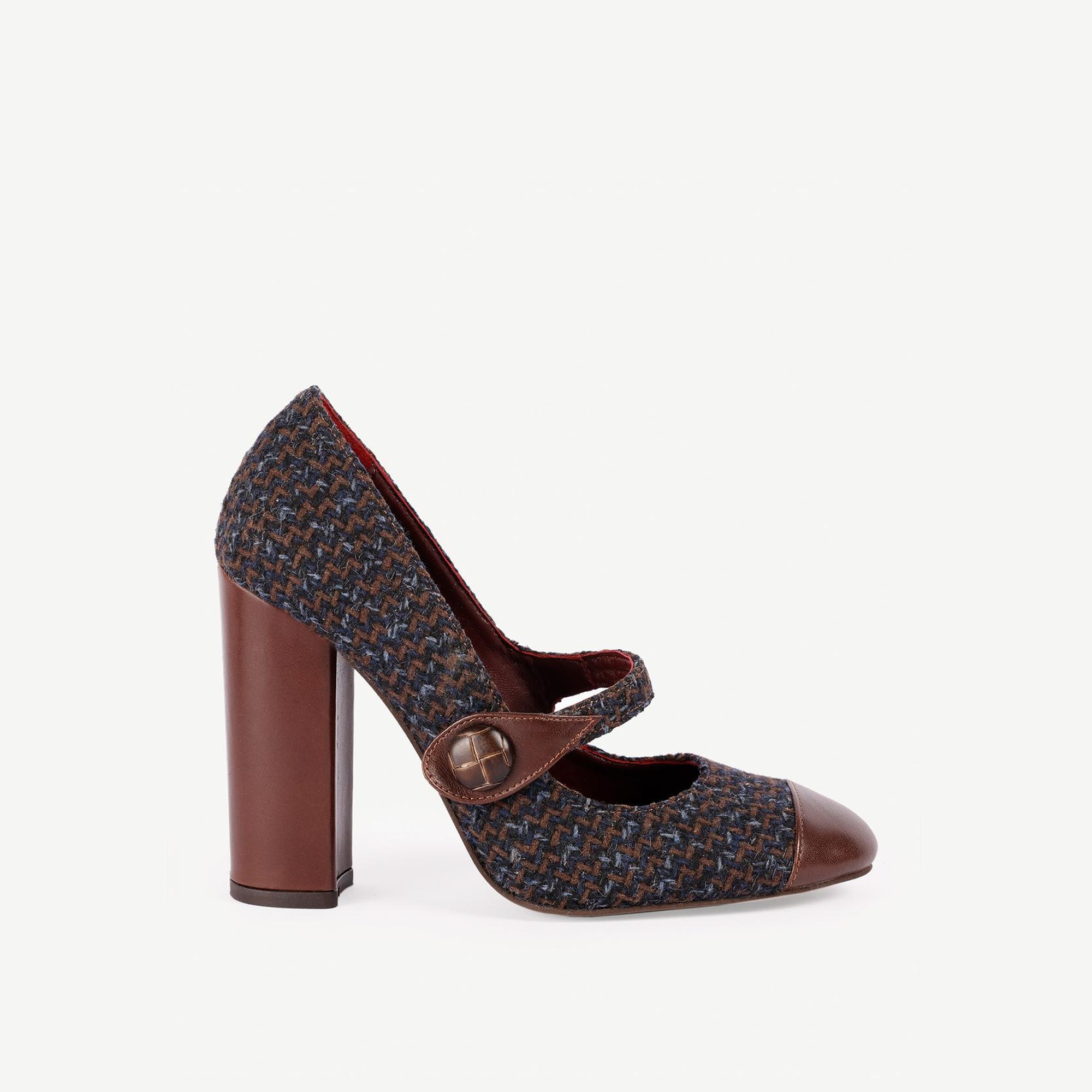 YARGICI Retro Düğmeli Topuklu Kumaş Ayakkabı