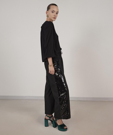  YARGICI Önü Bağlamalı Bluz