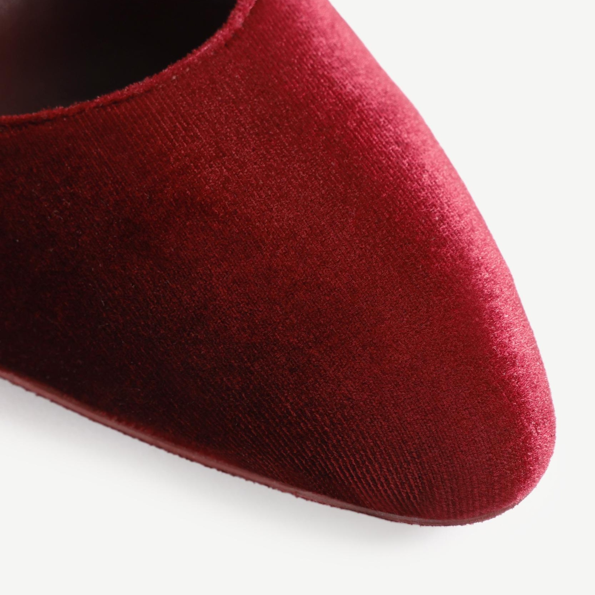 YARGICI Kadife Kumaş Tabanlı Topuklu Ayakkabı