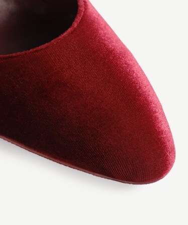  YARGICI Kadife Kumaş Tabanlı Topuklu Ayakkabı