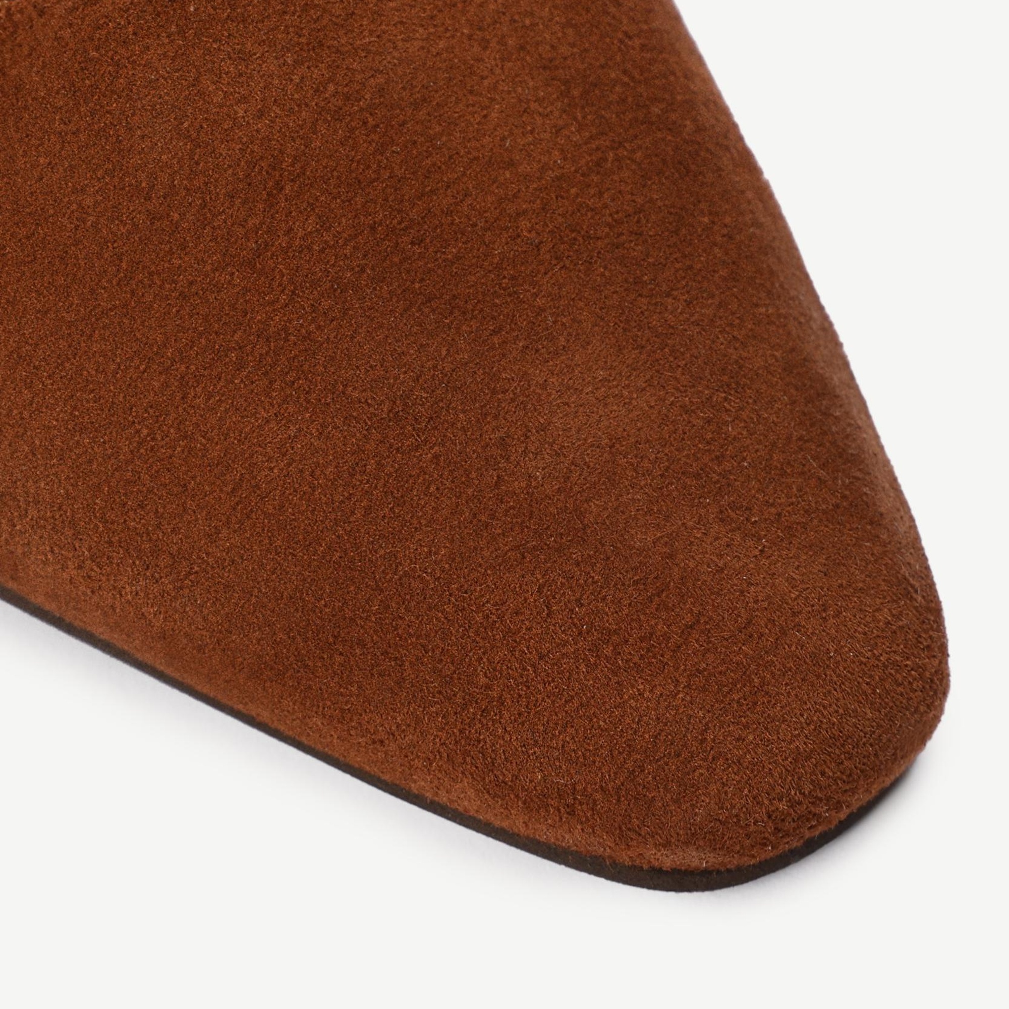 YARGICI Deri Püsküllü Topuklu Ayakkabı