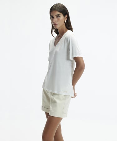  YARGICI V Yaka T-Shırt