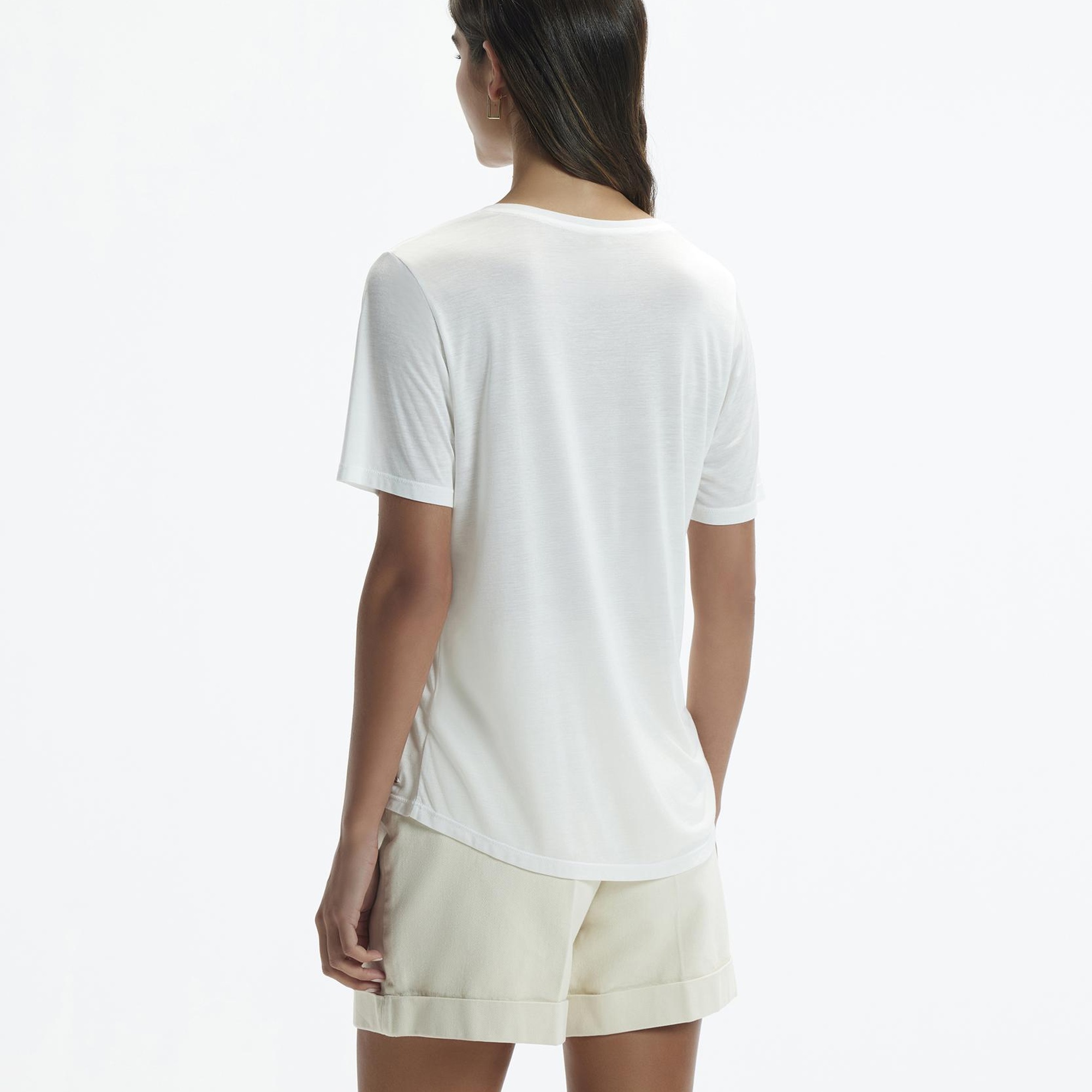 YARGICI V Yaka T-Shırt