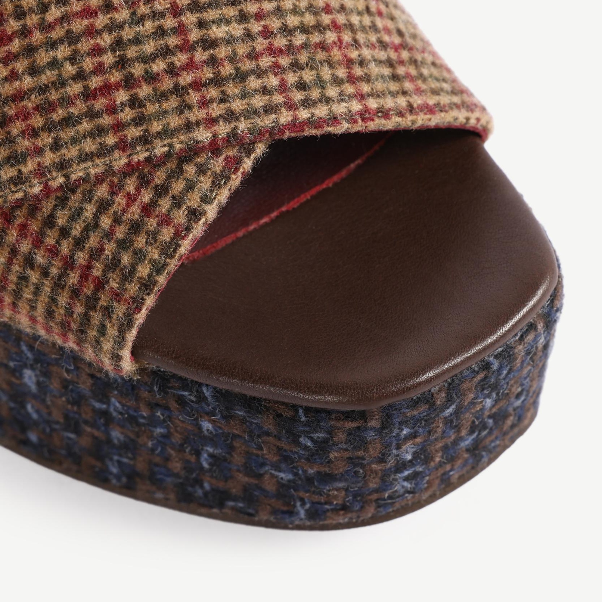 YARGICI Retro Kumaşlı Platform Ayakkabı