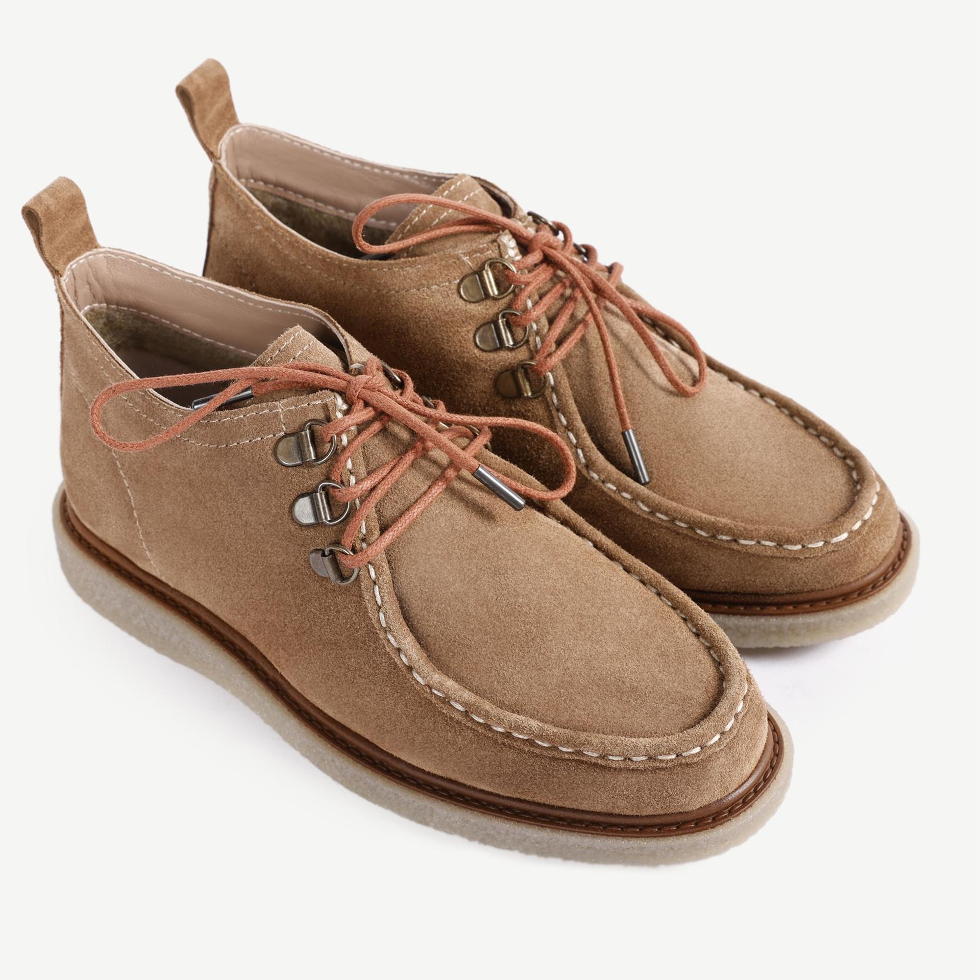 YARGICI Retro Görünümlü Bağcıklı Bot