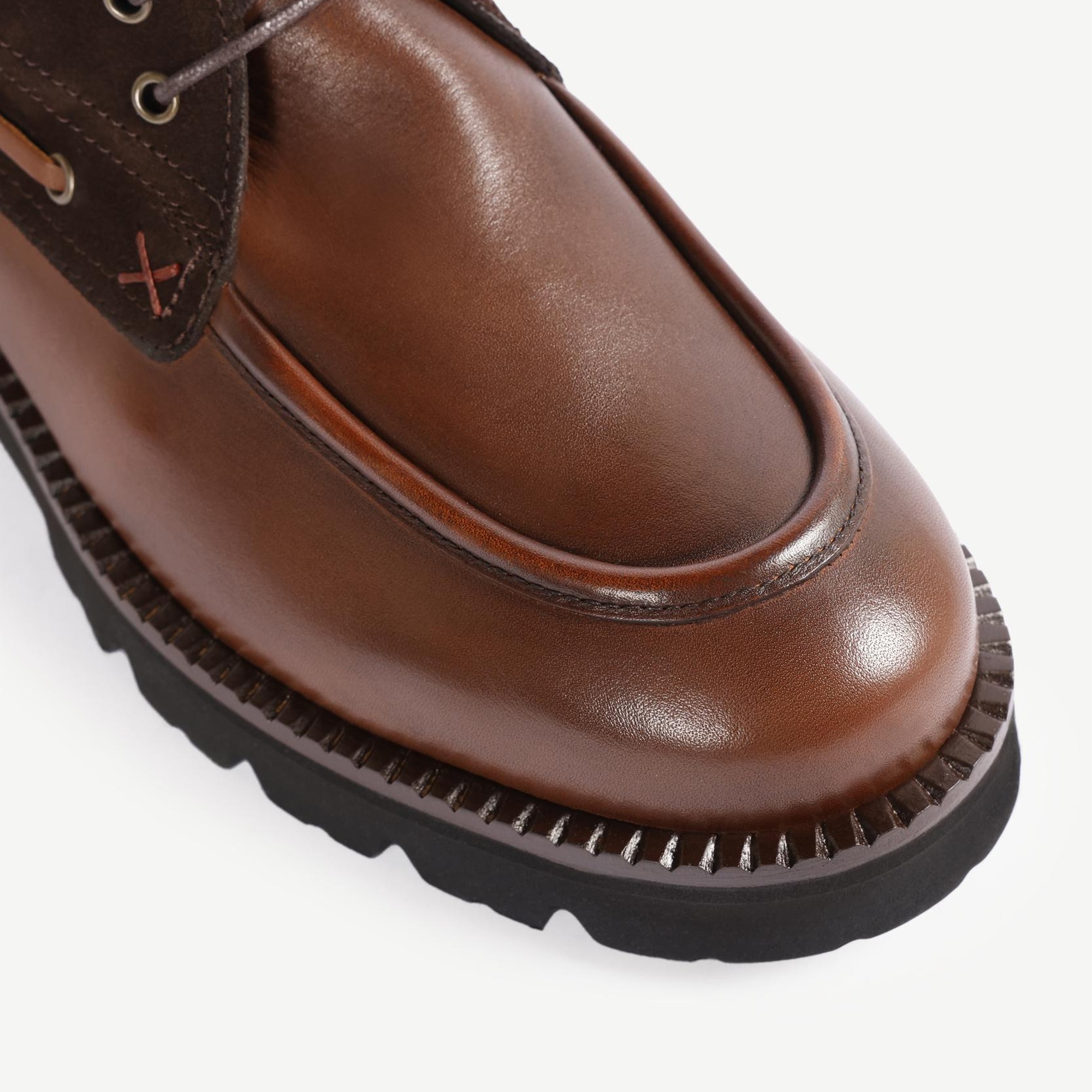 YARGICI Yumuşak Tabanlı Bağlı Bot