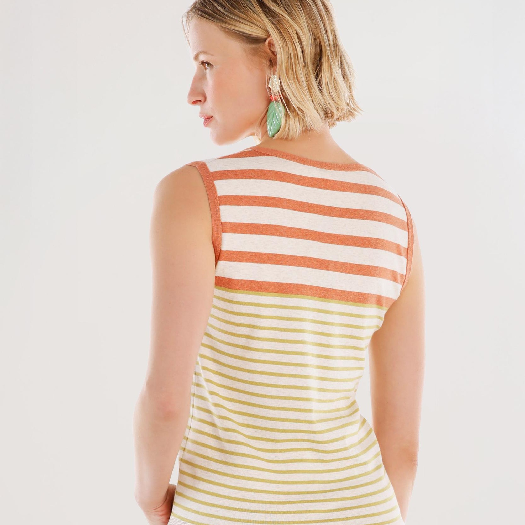 YARGICI V Yaka Kolsuz Hırka