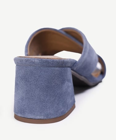  YARGICI Yumuşak Tabanlı Çapraz Deri Topuklu Terlik