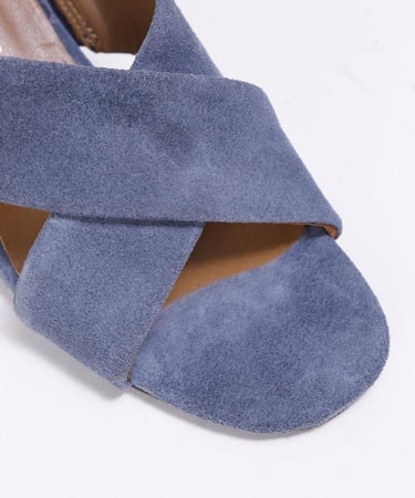  YARGICI Yumuşak Tabanlı Çapraz Deri Topuklu Terlik