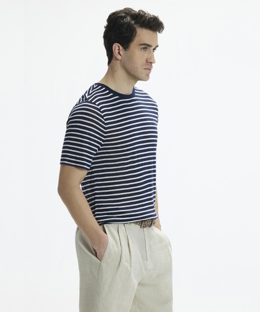  YARGICI Kısa Kollu  T-Shirt