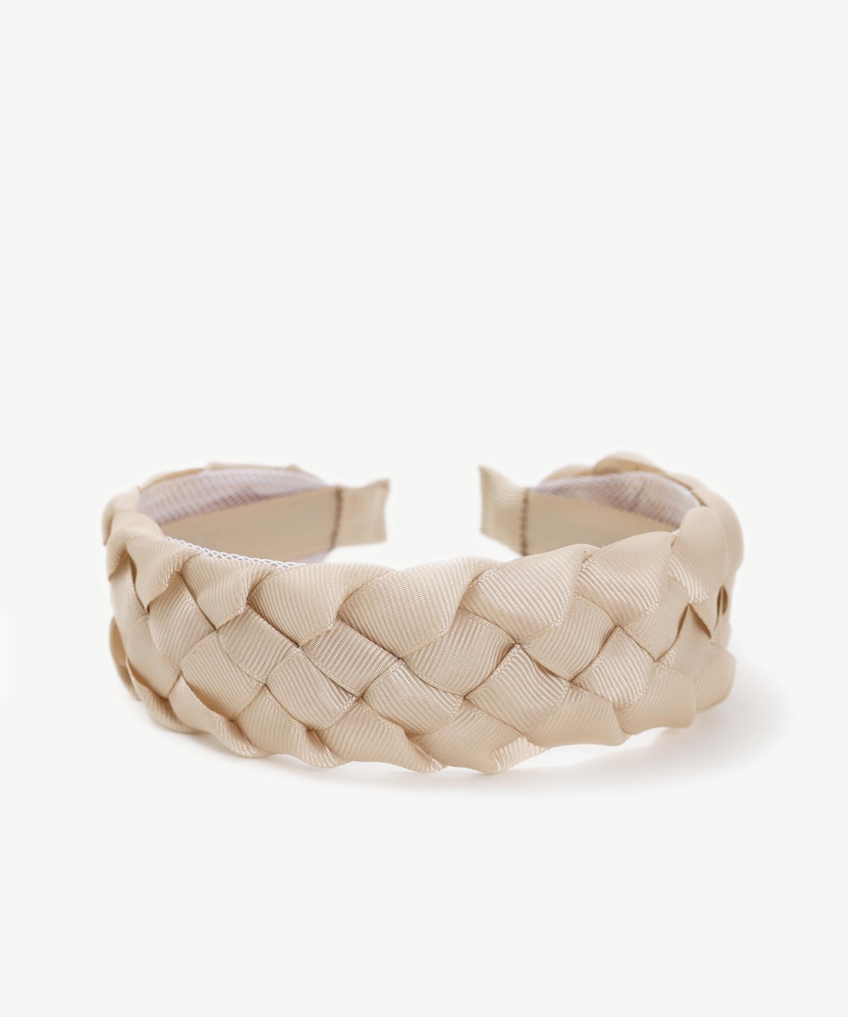  YARGICI Örgü Detaylı Taç