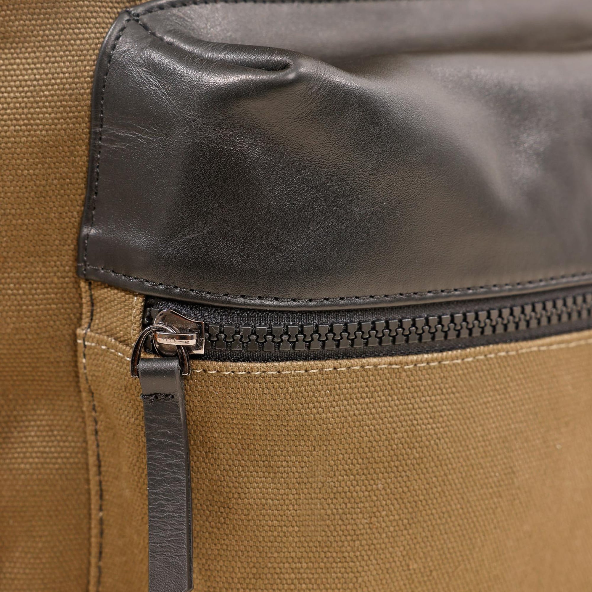 YARGICI Deri Cep Detaylı Canvas Sırt Çantası