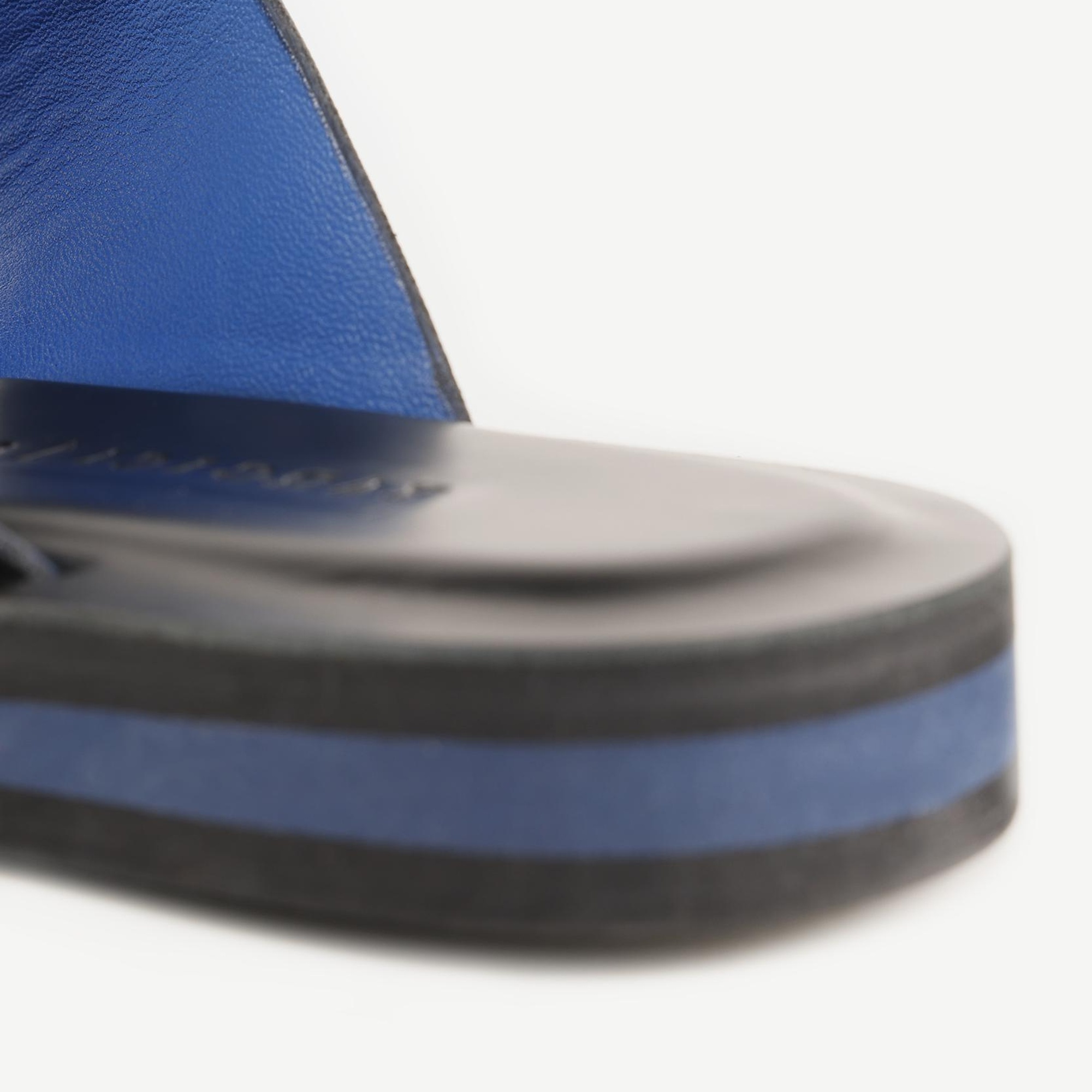 YARGICI Renkli Astarlı Deri Terlik