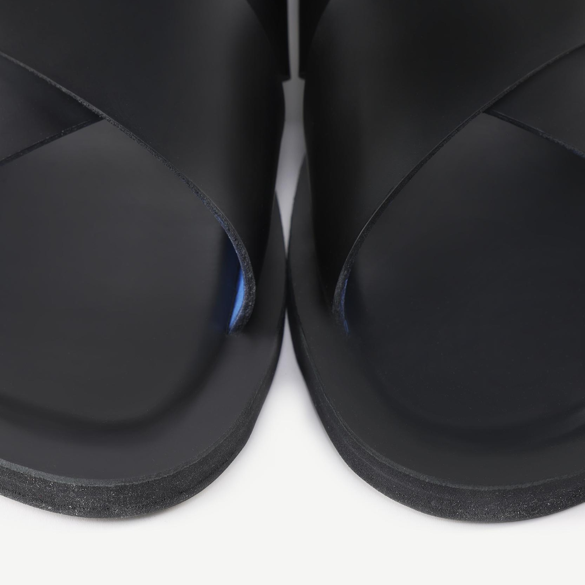 YARGICI Renkli Astarlı Deri Terlik