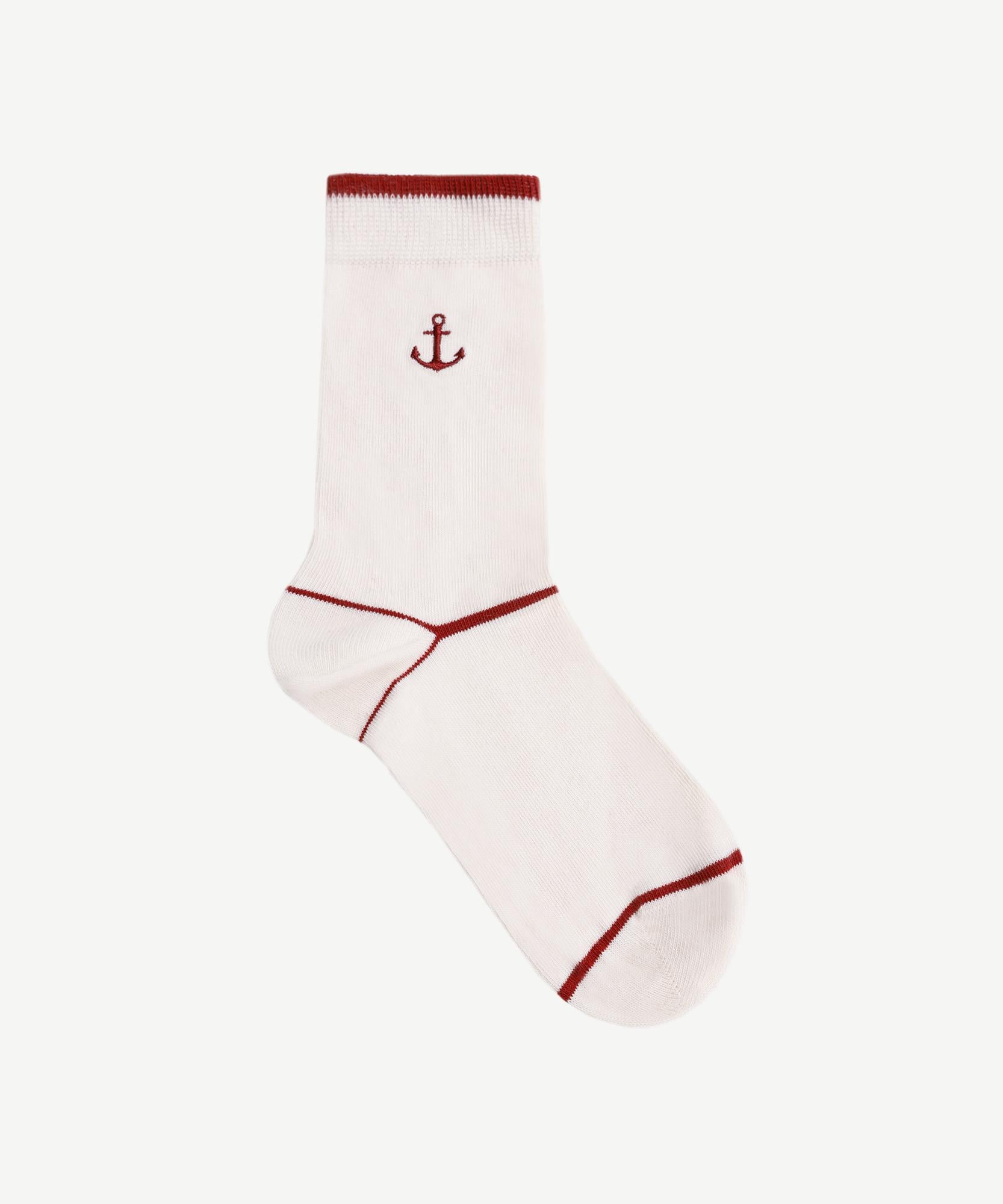  YARGICI Nakış Detaylı Uzun Çorap