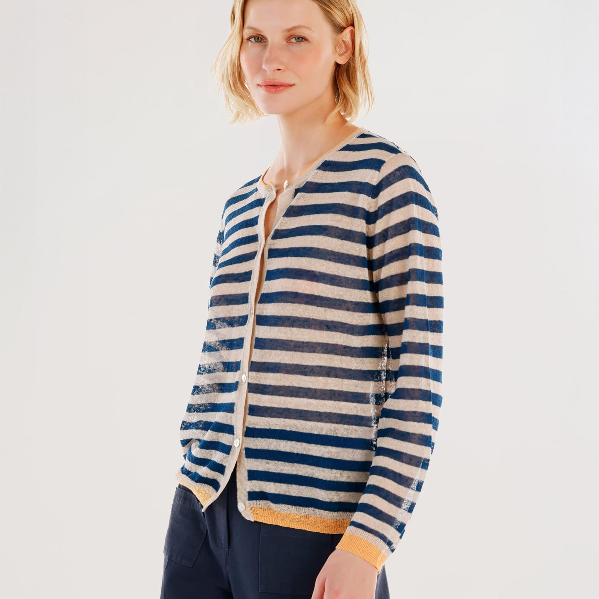 YARGICI Bisiklet Yaka Kontrast Detaylı Hırka