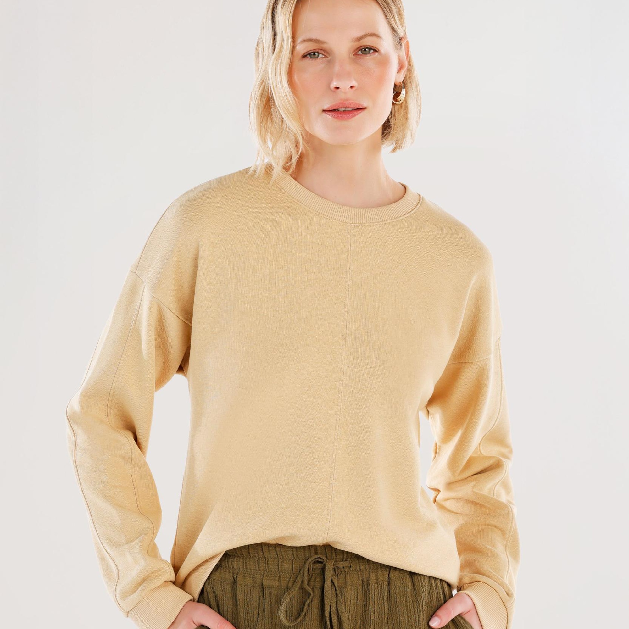 YARGICI Dikiş Ve Yırtmaç Detaylı Bisiklet Yaka Sweatshirt