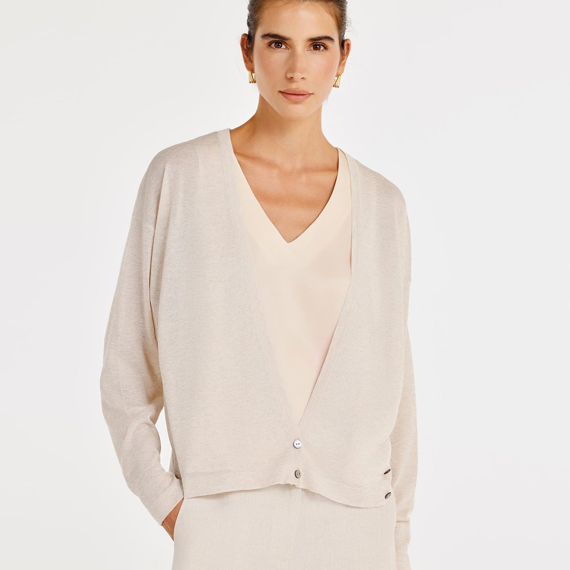 Derin V Yaka Rahat Kalıp Hırka