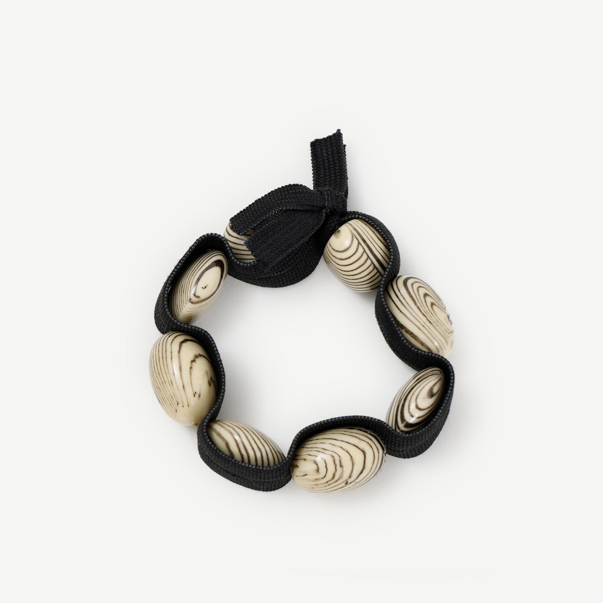 YARGICI Akrilik Boncuk Detaylı Lastik Toka