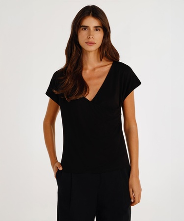  YARGICI Kruvaze Detaylı Kısa Kollu T-shirt