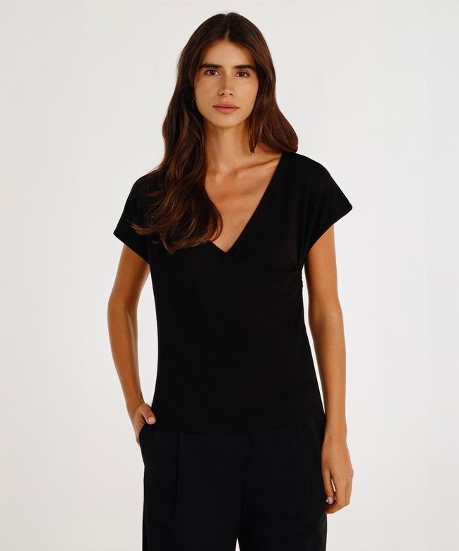  YARGICI Kruvaze Detaylı Kısa Kollu T-shirt