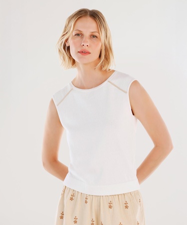  YARGICI Bisiklet Yakalı Kolsuz Triko