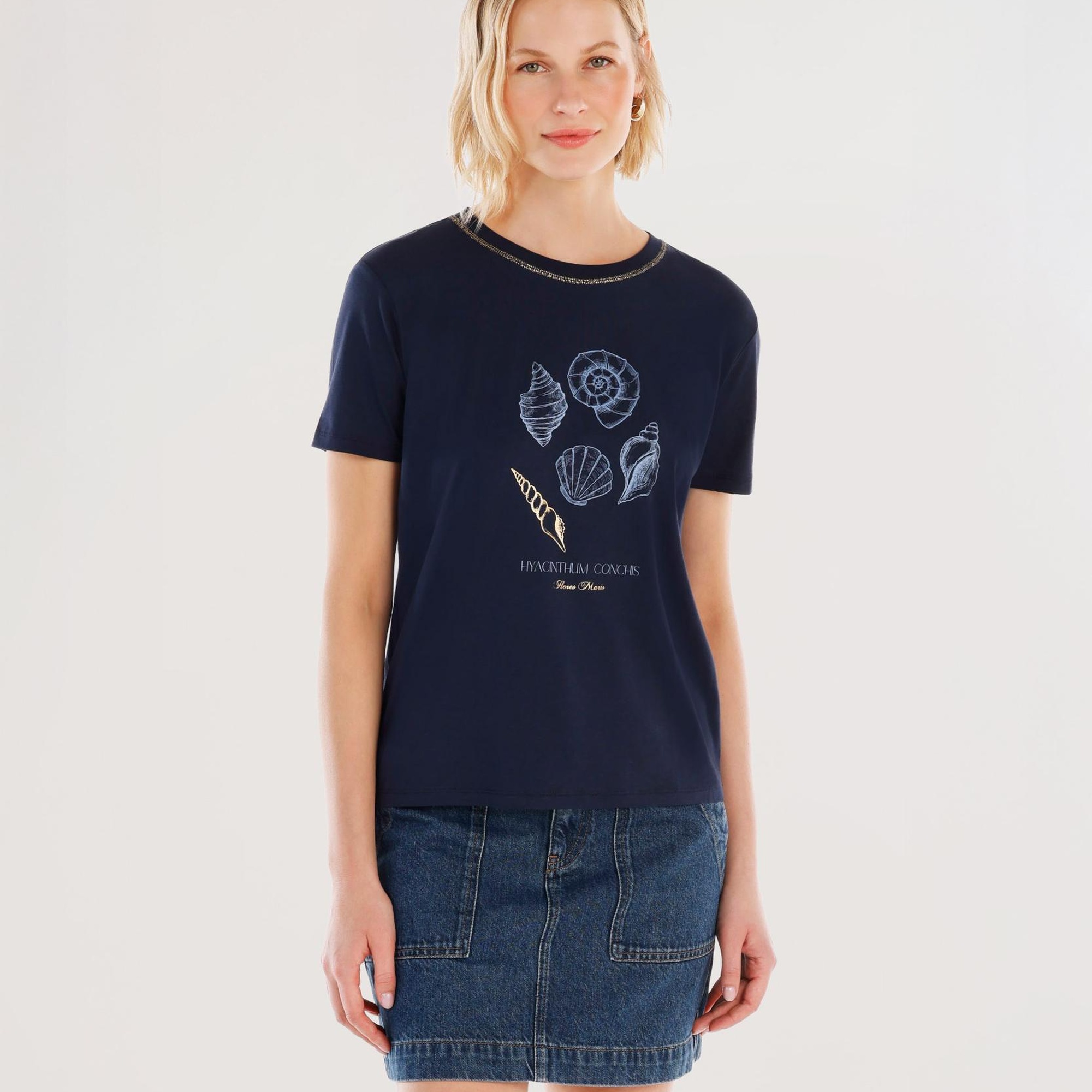 YARGICI Dikiş Detaylı Kısa Kollu T-shirt