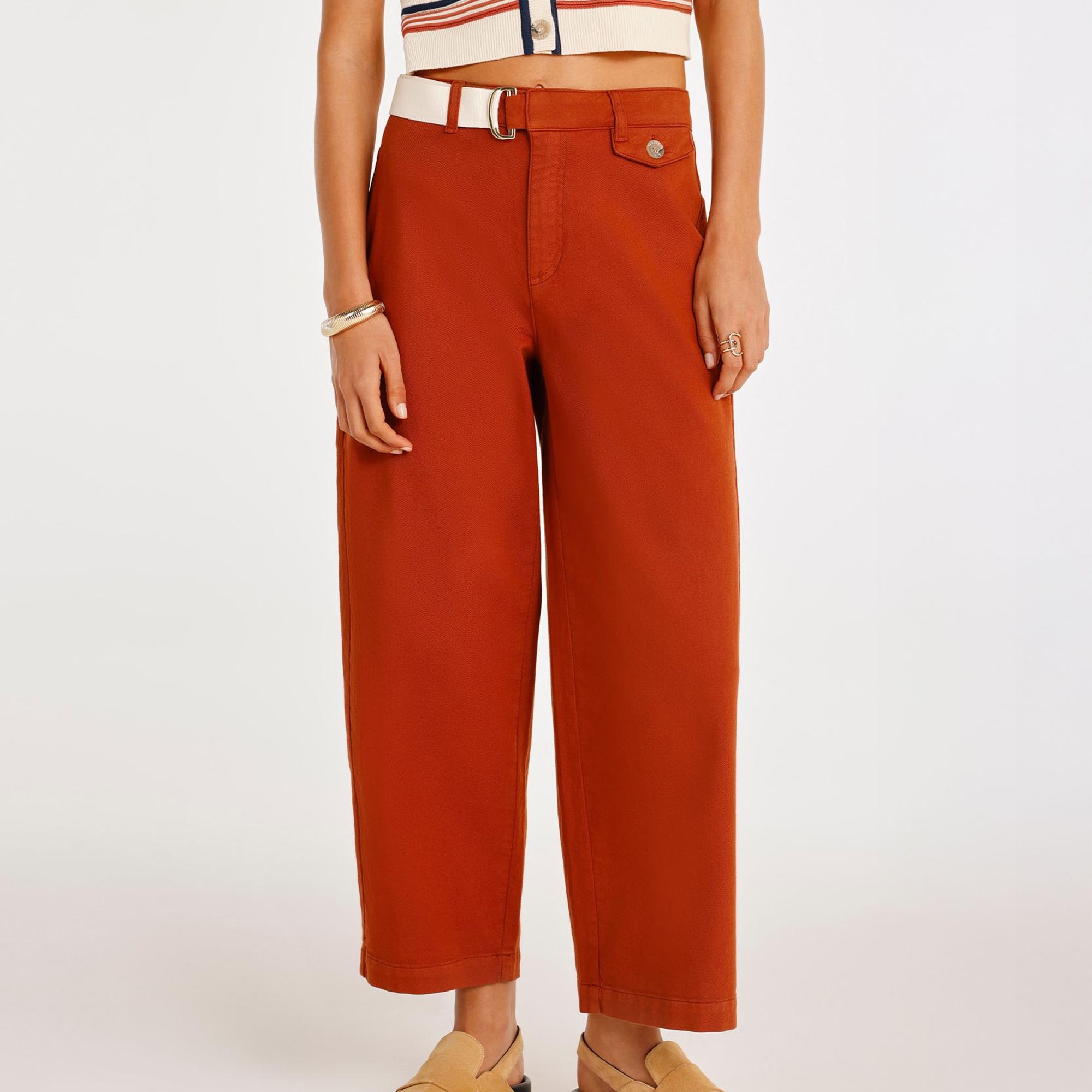 YARGICI Kemer Detaylı Normal Bel Geniş Paça Denim Pantolon