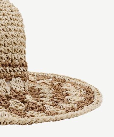  YARGICI Örgü Desenli Hasır Kloşe Şapka