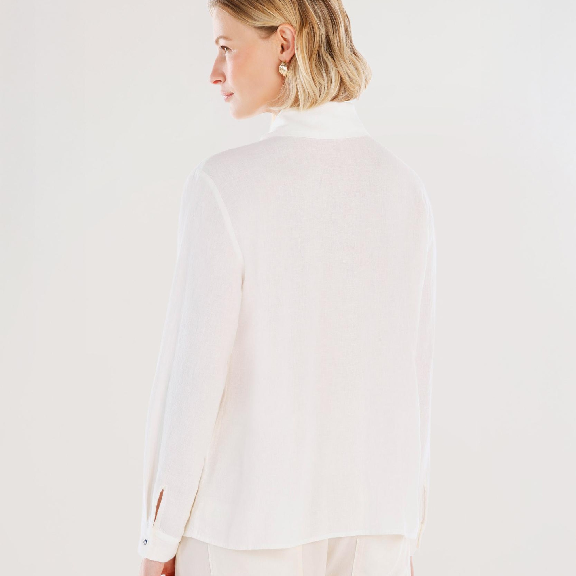 YARGICI Yaka Detaylı Gömlek