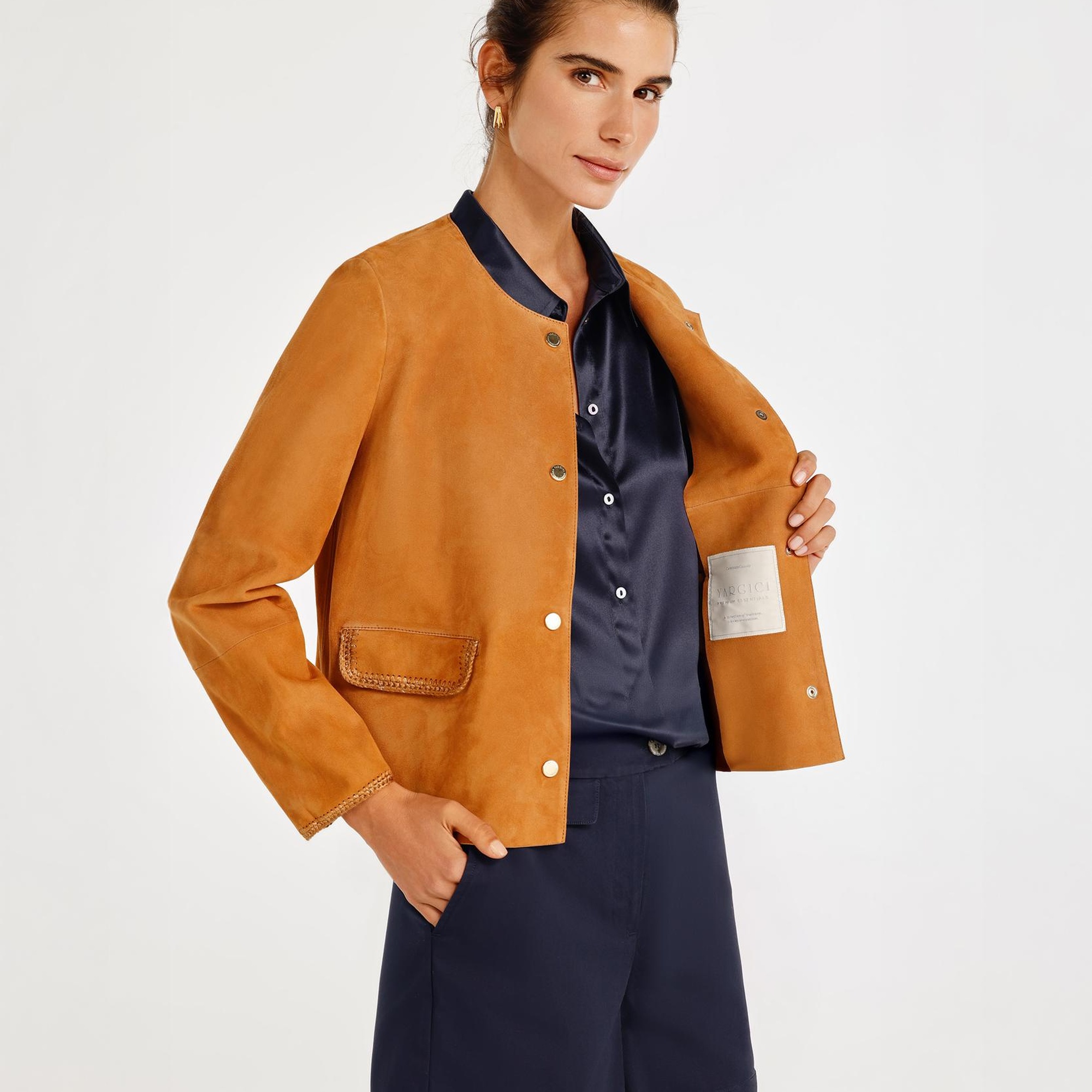 Yakasız Cep Detaylı Süet Ceket