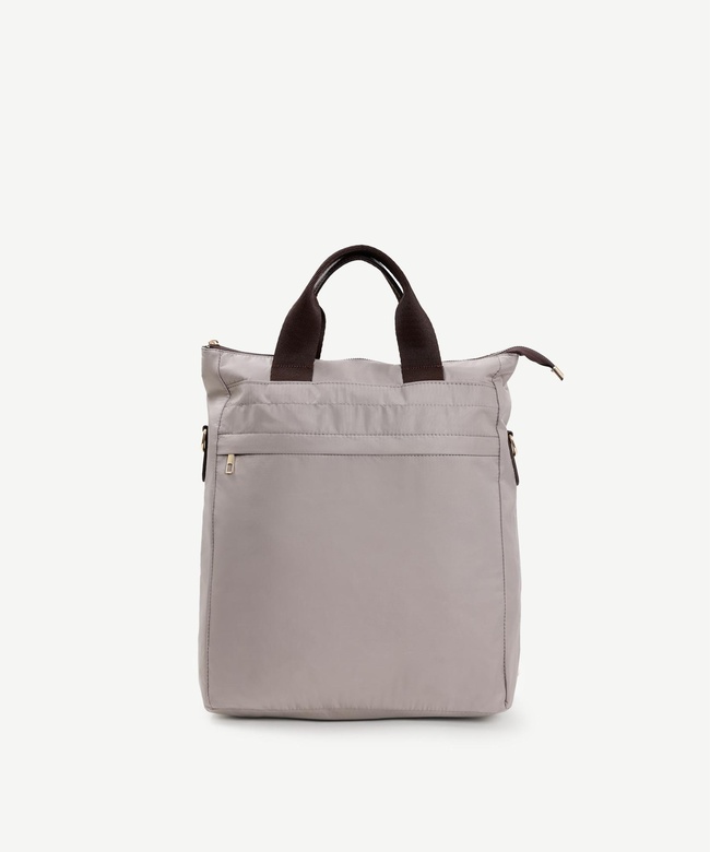  YARGICI El Tutma Detaylı Kumaş Sırt Çantası