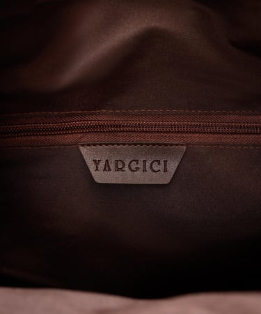  YARGICI El Tutma Detaylı Kumaş Sırt Çantası